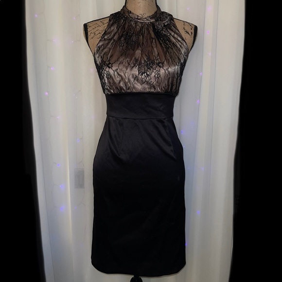 Gorgeous Evening Gown 🌚 - Picture 2 of 7